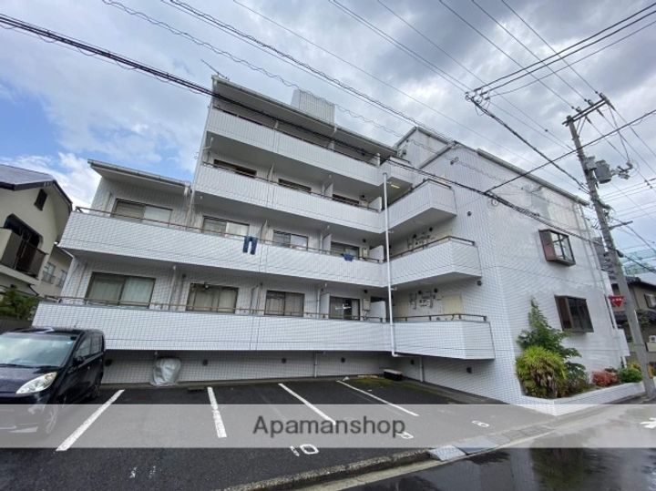 ベルメゾン大芝の外観