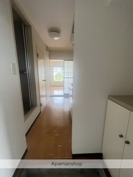 メゾンゆたかの玄関