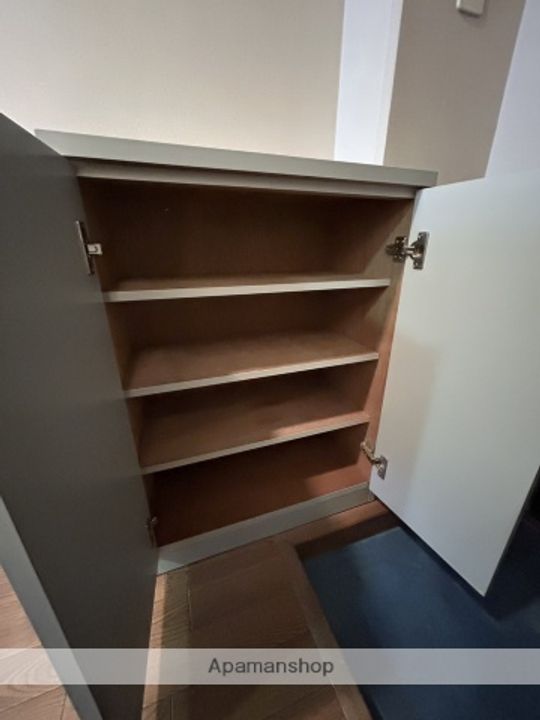 リマーカーブル己斐の内装