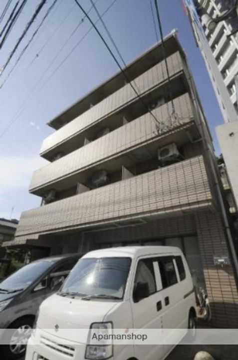 エステート山根の外観