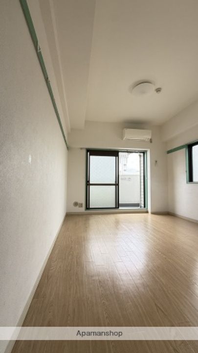 ジューヌボワの内装