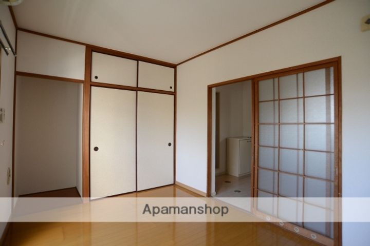 コーポカワモトの居間