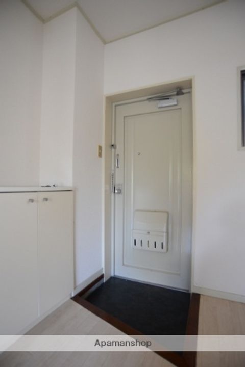 コーポカワモトの玄関