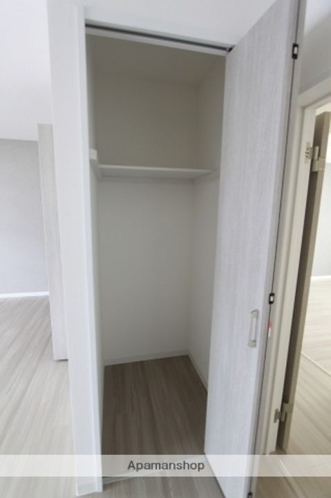 山根マンションの内装