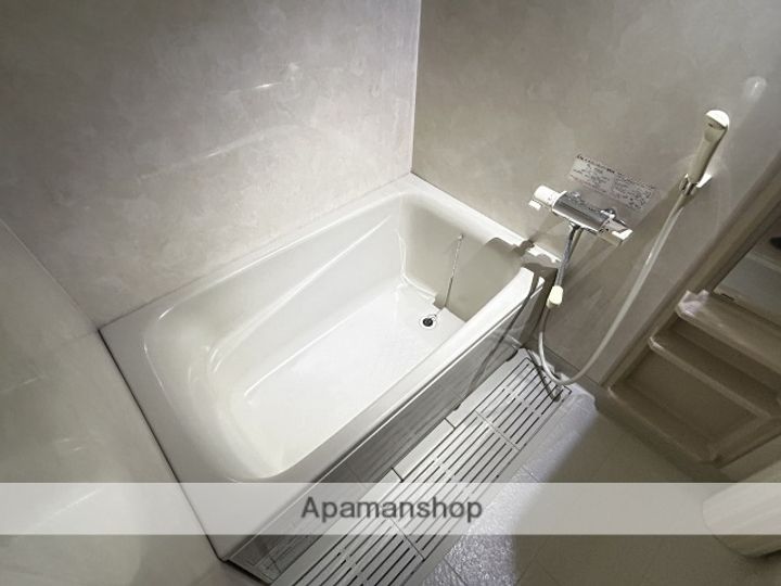 アンフィニ河原町の風呂