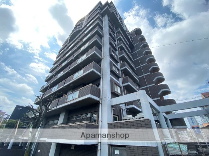 ホウライツルビルの外観