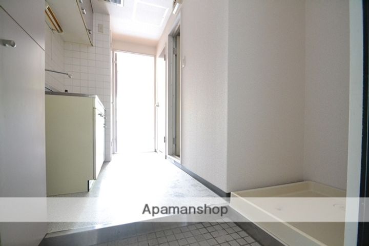 新庄パークビルの玄関