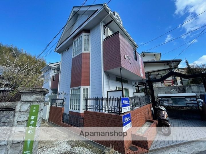 RAFFINE KUSATUの外観