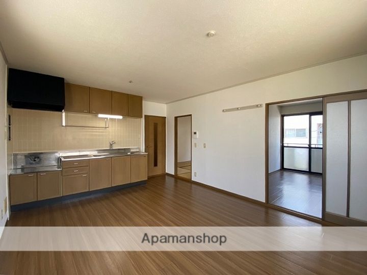 メゾン西口の内装