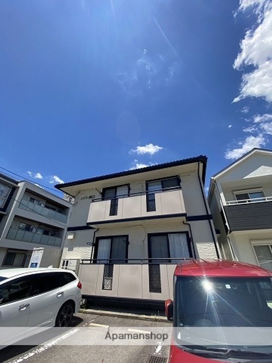 メゾン西口の外観