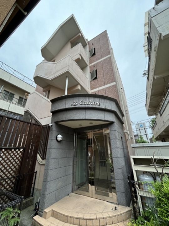 ラカシェットの外観