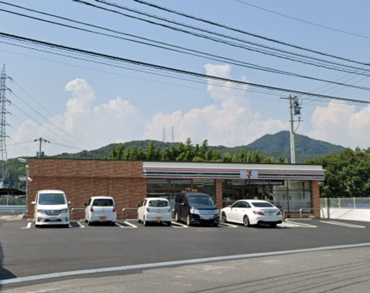 レオパレスクレストハイムの周辺