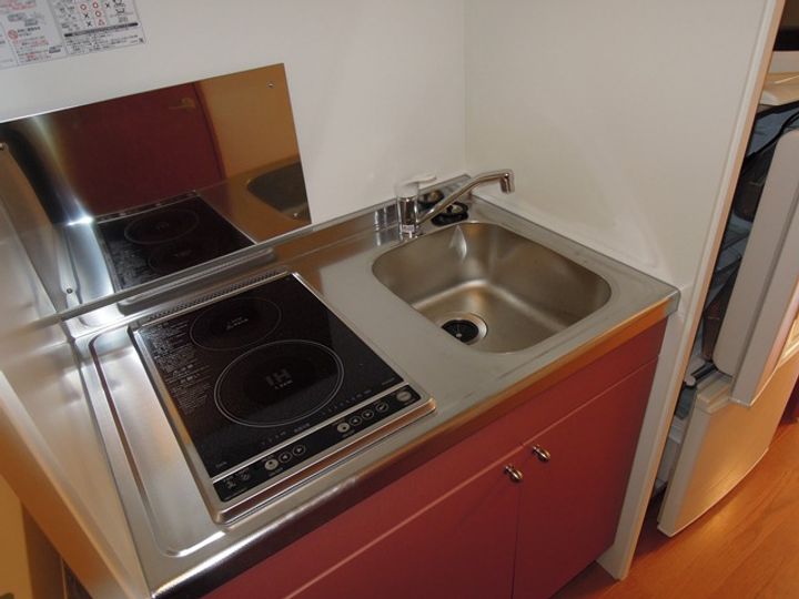 レオパレス東片山103のキッチン