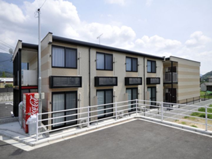 レオパレス梅の里110の外観