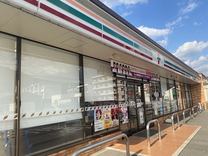 レオパレス旭鶴の周辺