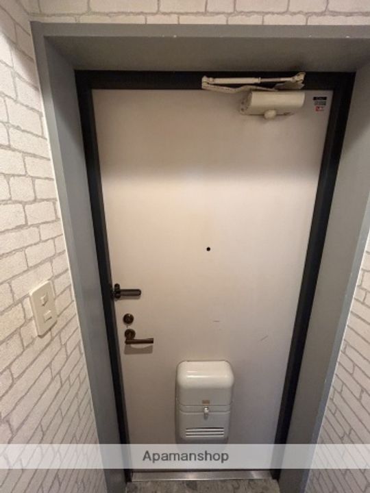 メゾフォルテ大宮の玄関