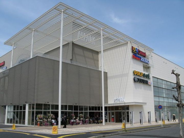 アップヒルズの周辺