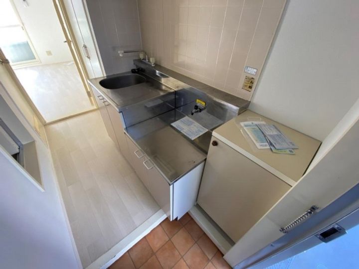 ALSOLE相田101号室の居間