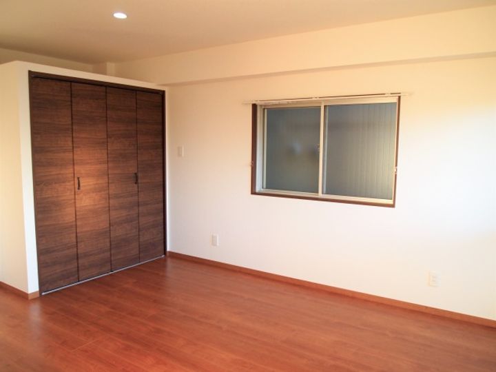 NICHIWA BLDG.502号室の内装