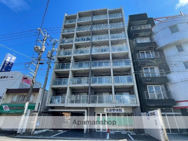 PINO楽々園の外観