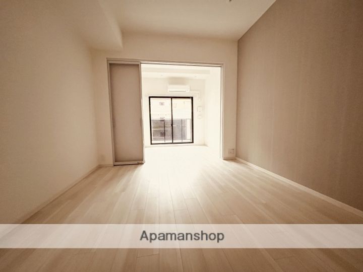 S-RESIDENCE空港通りawesomeの居間