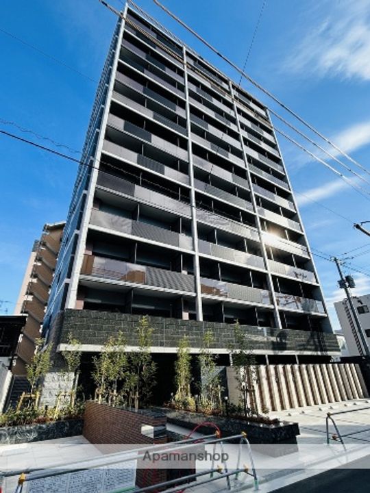 S−RESIDENCE空港通りAWESOMEの外観