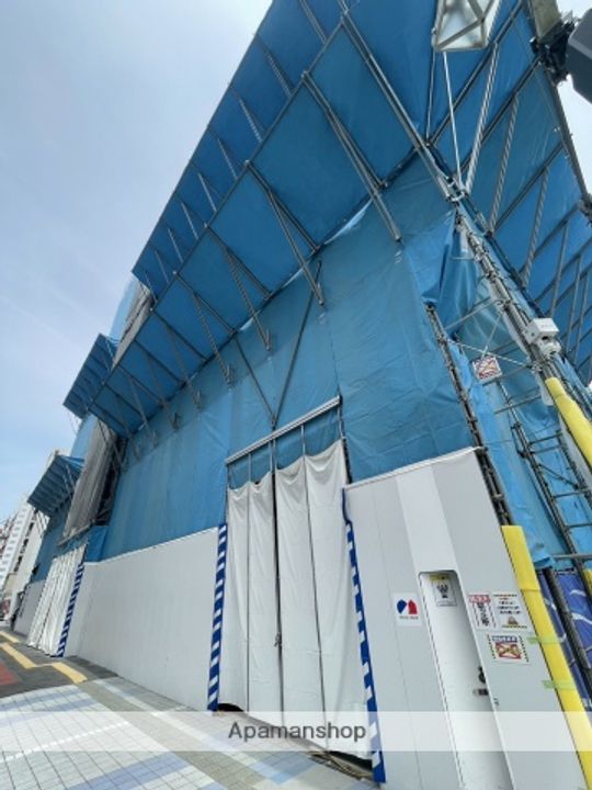 シャーメゾンステージ中央通りの外観