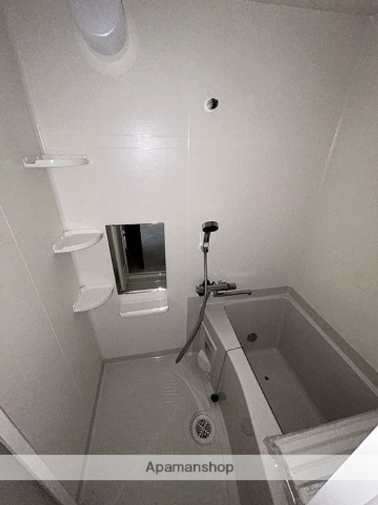 尾長アパートの風呂