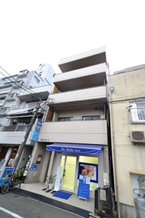 陽光ビルの外観