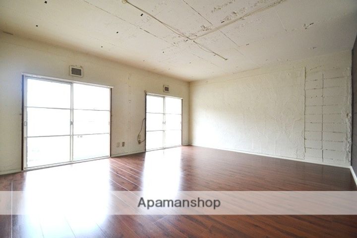 a.apartmentの居間