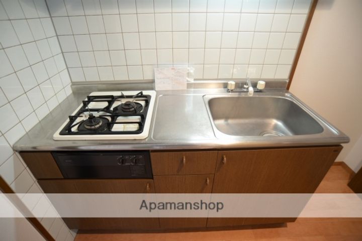 アドラー隅本の内装