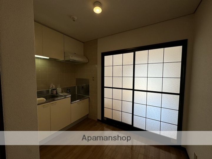 ウィング牛田の内装