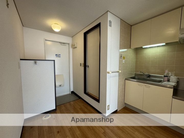 ウィング牛田の内装