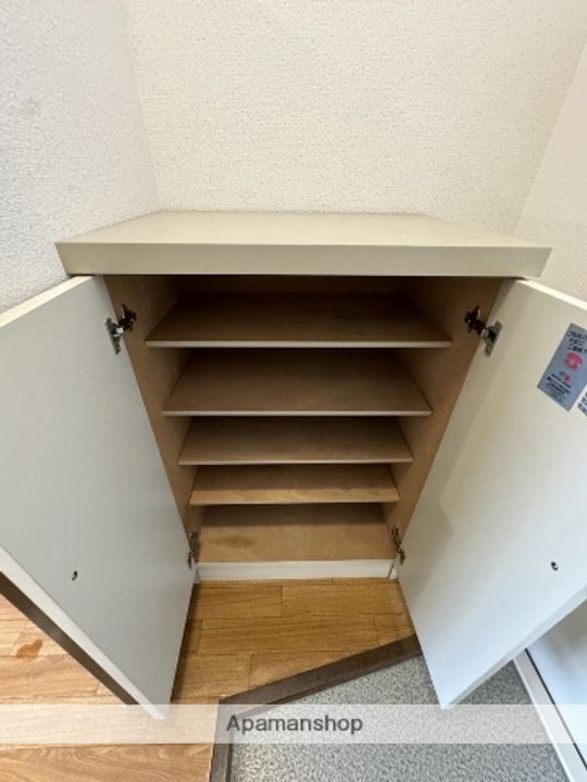 ウィング牛田の内装