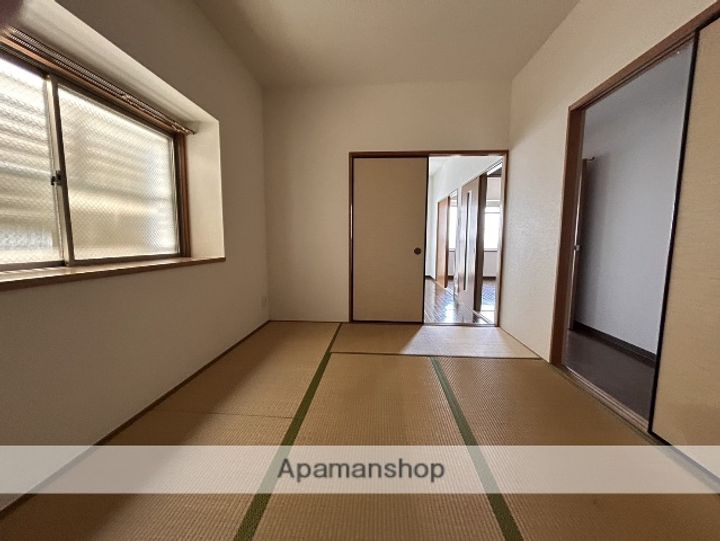 エトワール観音の内装