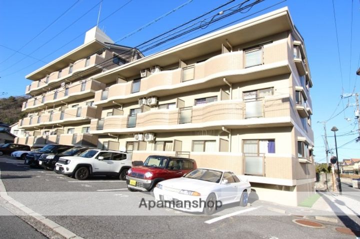 広島県広島市安芸区中野2丁目の賃貸マンションの外観