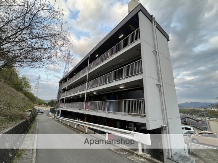 第2石丸ビルの外観