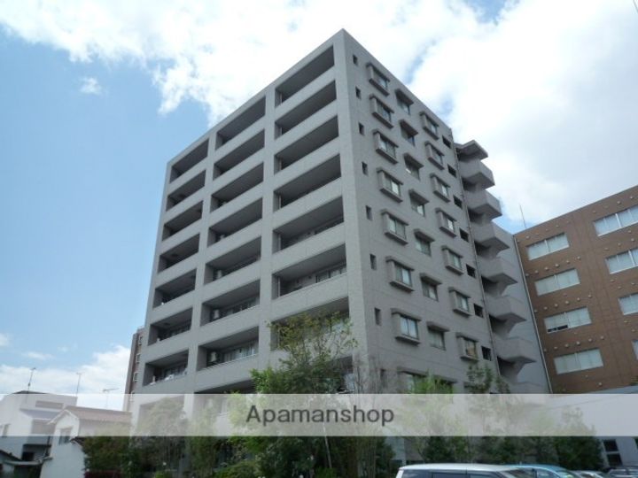 レジデンス大町西館の外観