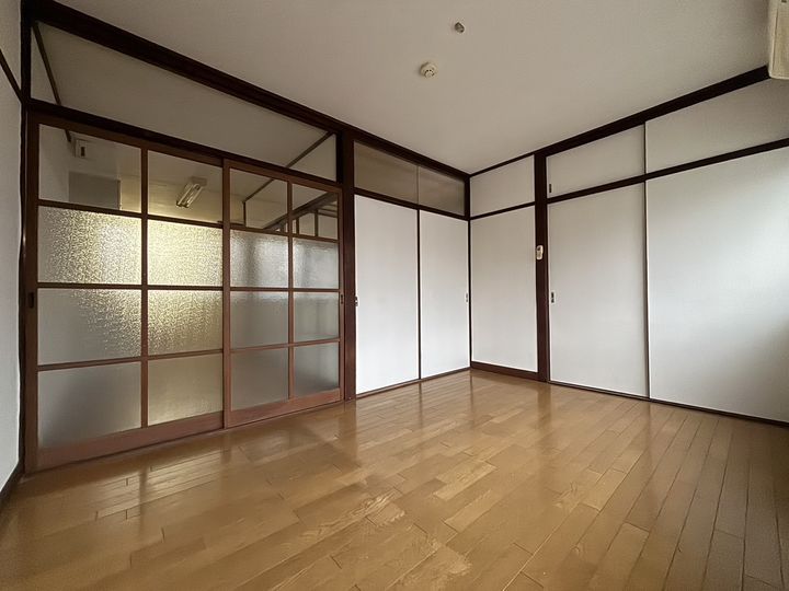 ますもとビルの内装