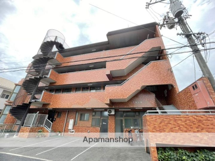 下脇ビルの外観