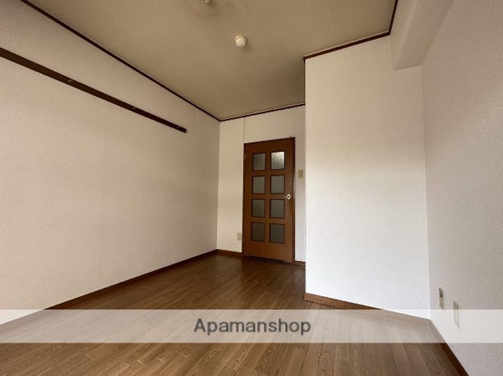 第六若宮ビルの内装