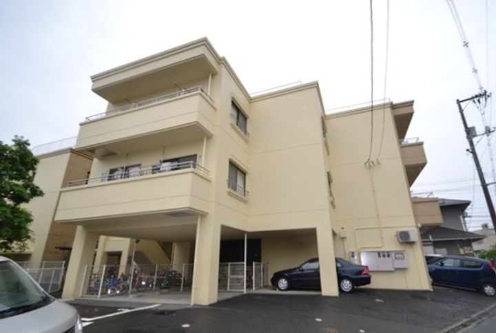 第2コーポ泉の外観