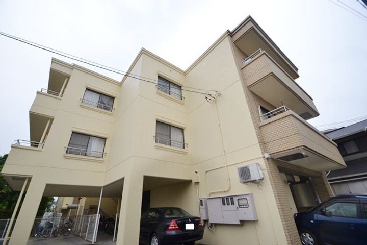 第2コーポ泉の外観