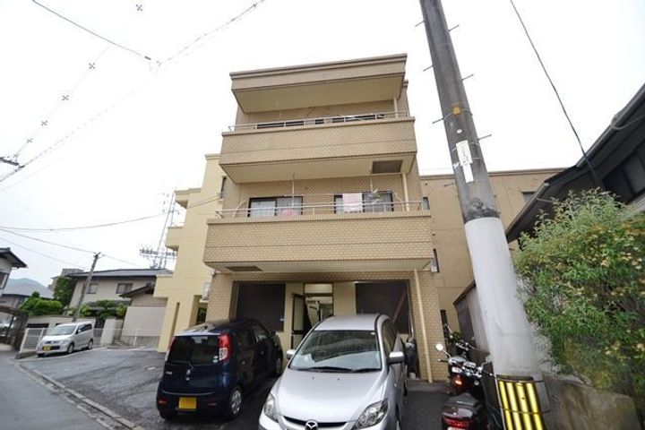 第2コーポ泉の外観