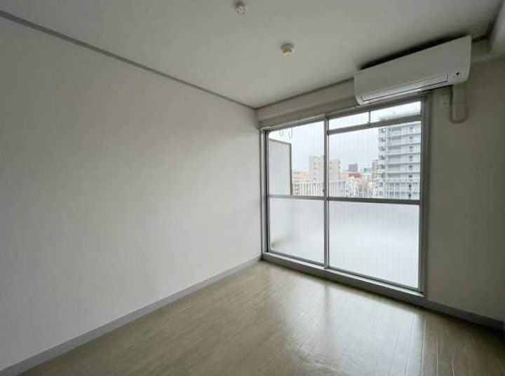 山下ビル5の居間