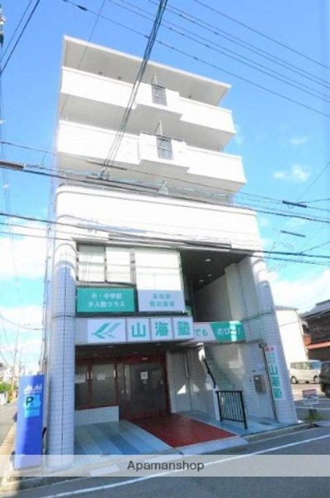セブンインビルの外観