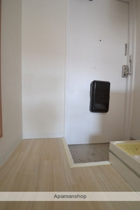 メゾン和田の玄関