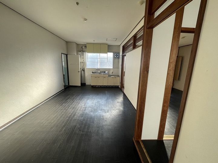 CALM中広の内装