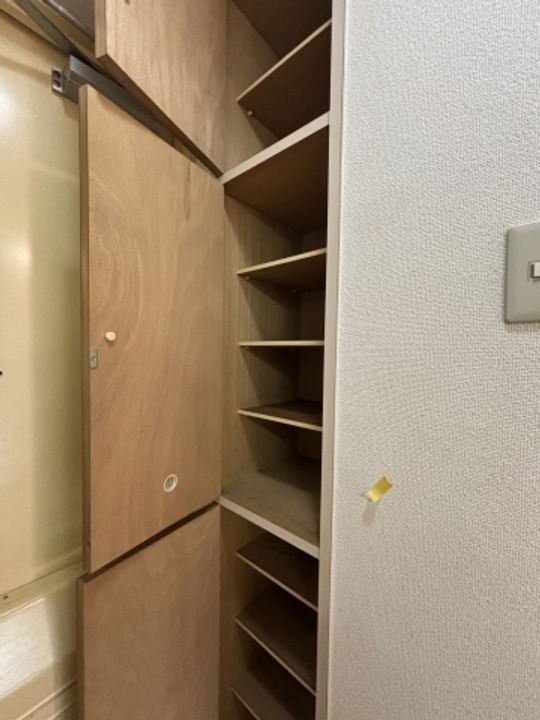 房尾本店横川ビルの内装