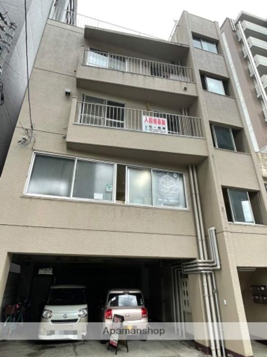 山田ビルの外観